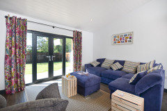 Gulval Farm Cottages - The Flower Box - The Living Room