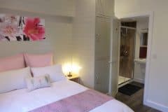 Gulval Farm Cottages - The Lily Pad - The Master Bedroom