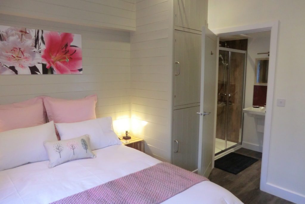 Gulval Farm Cottages - The Lily Pad - The Master Bedroom